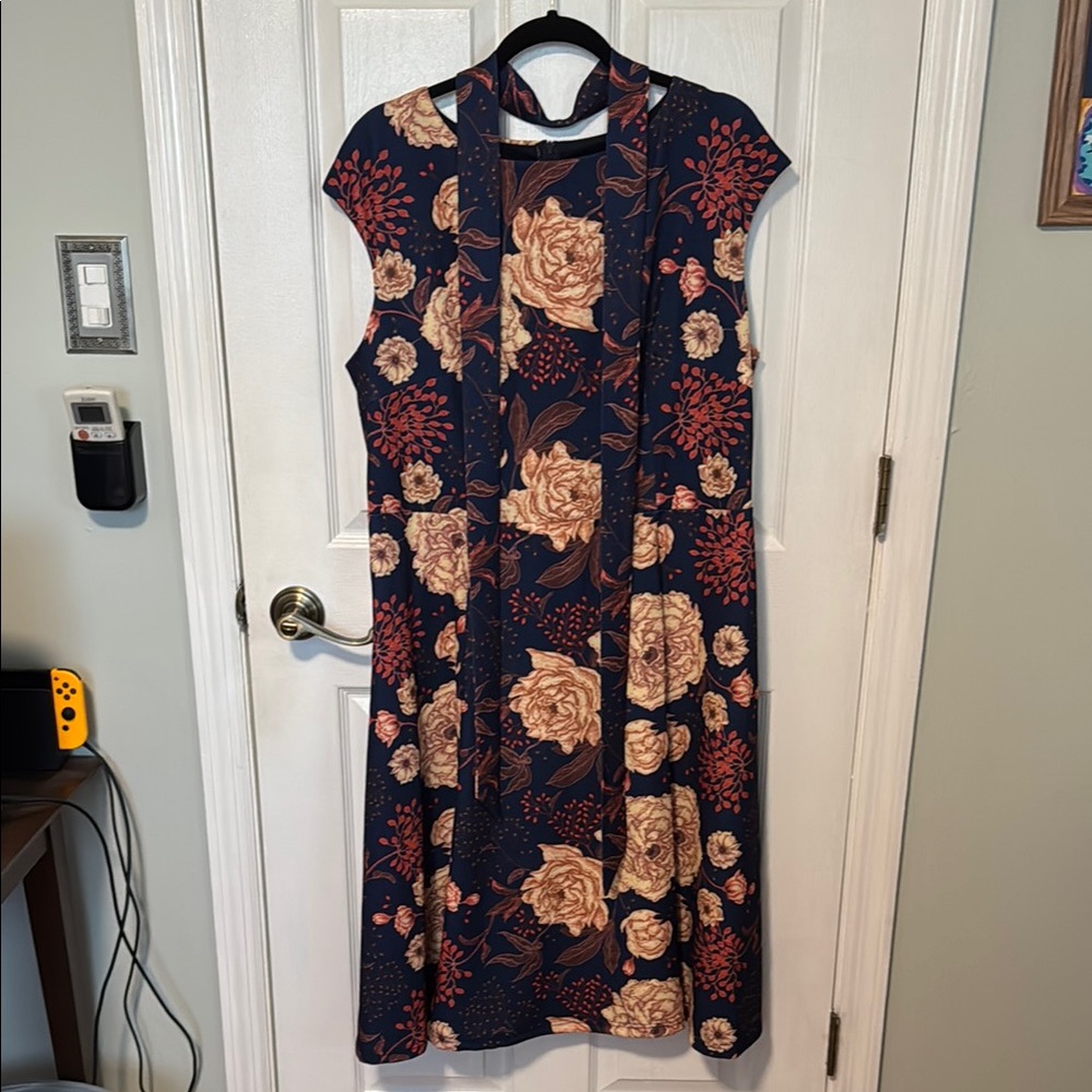 Formal Floral Cocktail Dress.
